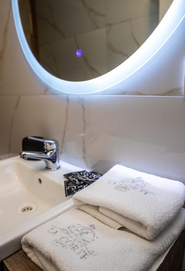 Hotel Lacorte Prishtina Priştine Dış mekan fotoğraf